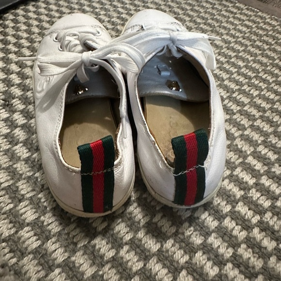 Gucci White Leather womens Sneakers - Picture 2 of 6